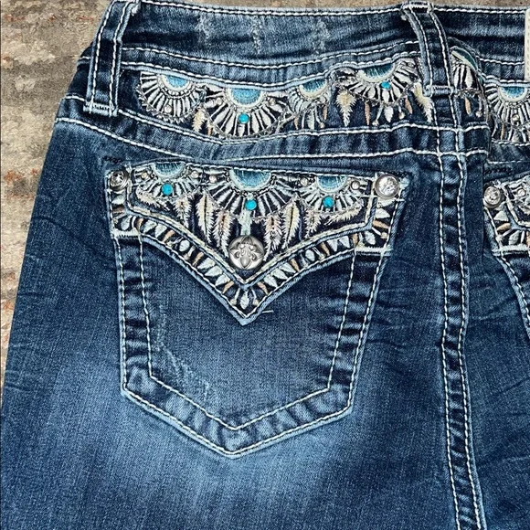 Miss Me Dream Catcher Skinny Jeans with Embellished Pockets Size 30 - Picture 3 of 11